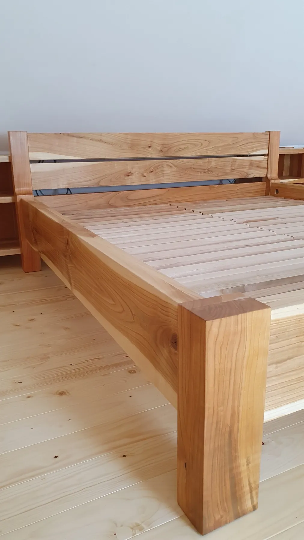 Spálňa z čerešne — fotka 33